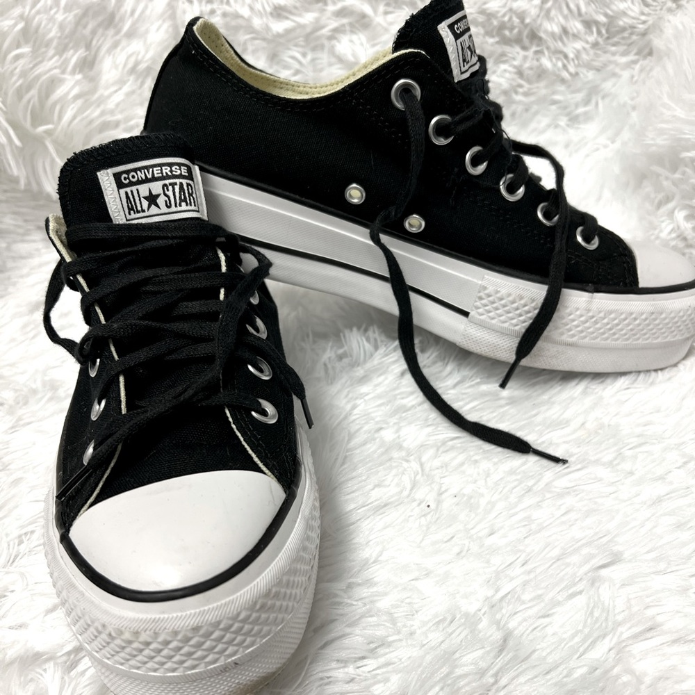 Converse Chuck Taylor All Star Platforms